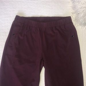 Trackpants